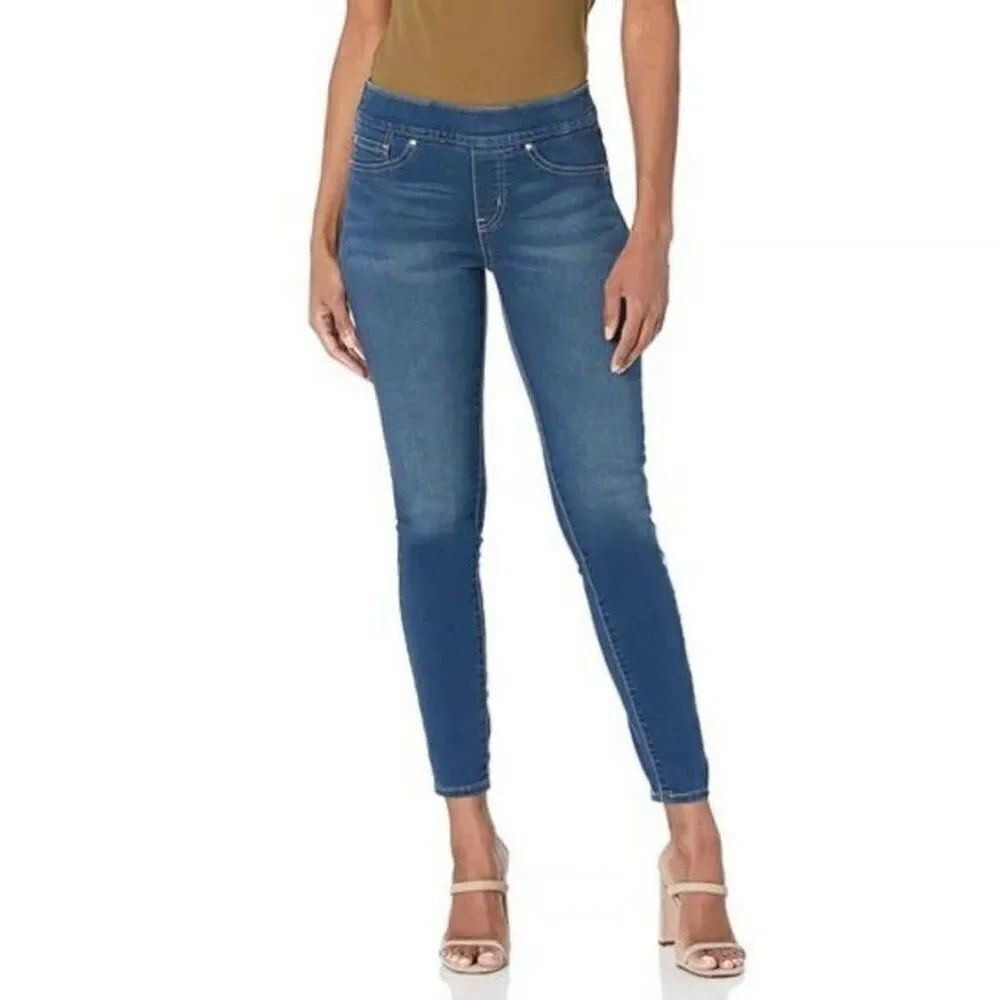 ✨ LEVI STRAUSS ✨ NEW! Totally Shaping Pull-On Skinny Jeans - [Size 6]= 28x28
